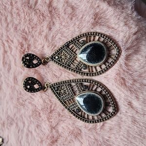 Gorgeous set of earrings